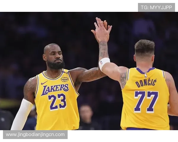 半岛体育bob：分析其在体育粉丝互动与内容多样化方面的成功经验